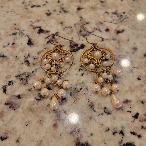 Chandelier Dangle Earrings Gold Tone with Faux Pearls - Picture 2 of 3